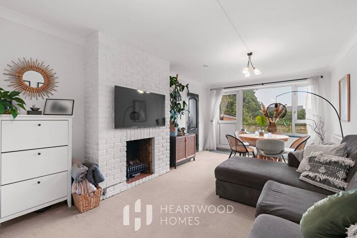 1 Bedroom Maisonette For Sale In Therfield Road, St. Albans, AL3