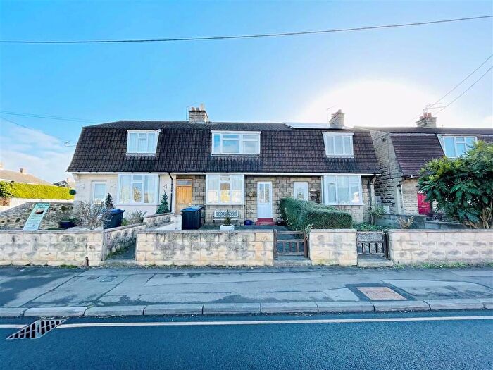 3 Bedroom Terraced House For Sale In Semington Road, Melksham, SN12