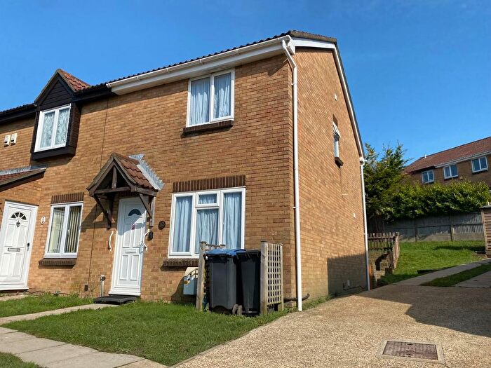 3 Bedroom Terraced House To Rent In Blenheim Drive, Dover, CT16