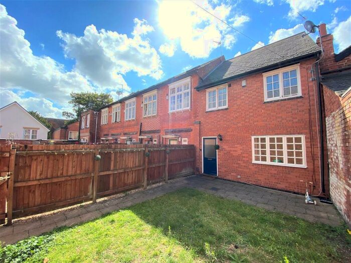 3 Bedroom Terraced House To Rent In Abingdon Road, Leicester, LE2