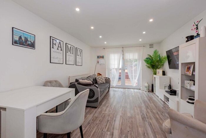 2 Bedroom Terraced House For Sale In Bruce Close, Cippenham, SL1