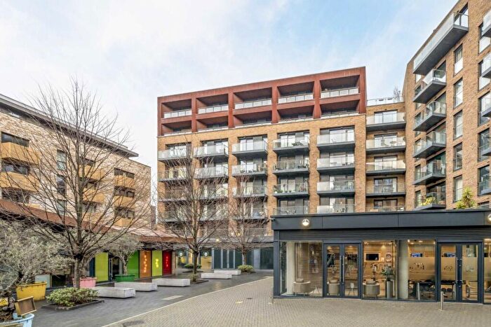 2 Bedroom Flat For Sale In Seafarer Way, Surrey Quays, SE16