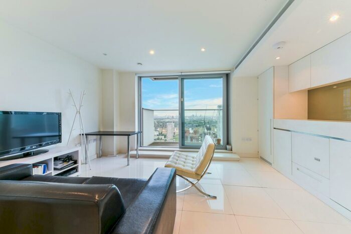 Studio To Rent In West Tower, Pan Peninsula, Canary Wharf, E14