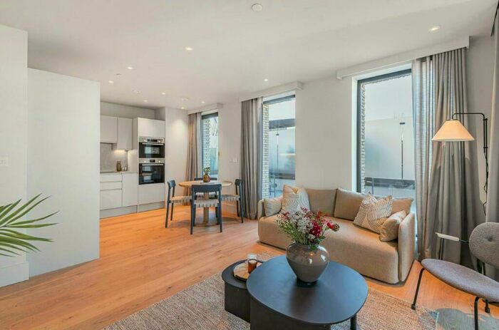 2 Bedroom Apartment To Rent In Camden Street, London, NW1