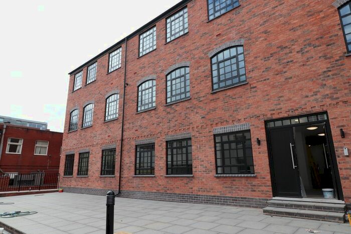 3 Bedroom Flat To Rent In Albion Street, Birmingham, B1