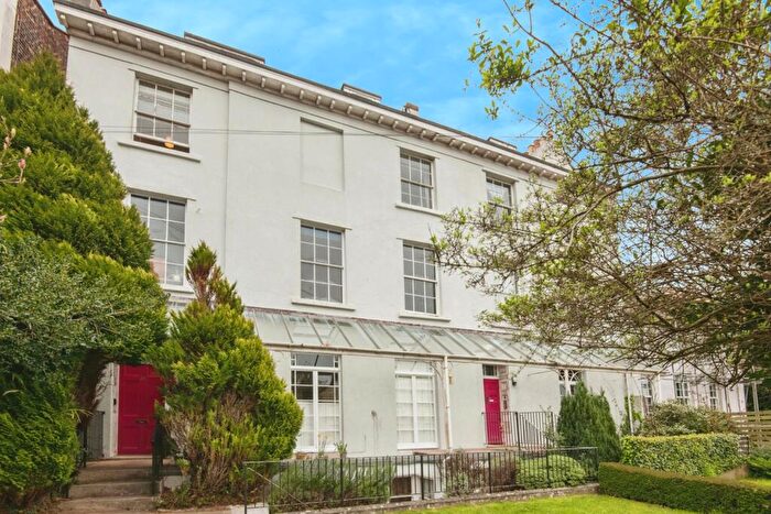 2 Bedroom Flat For Sale In Belmont Road, Exeter, Devon, EX1