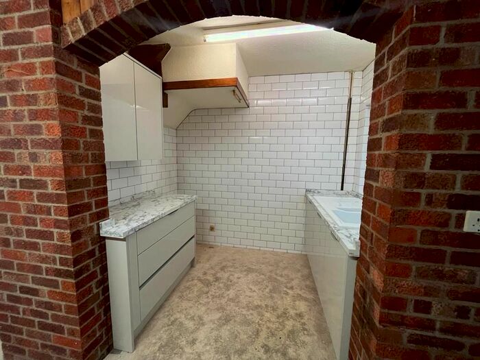 3 Bedroom Terraced House To Rent In Chelmsford Avenue, Grimsby, DN34