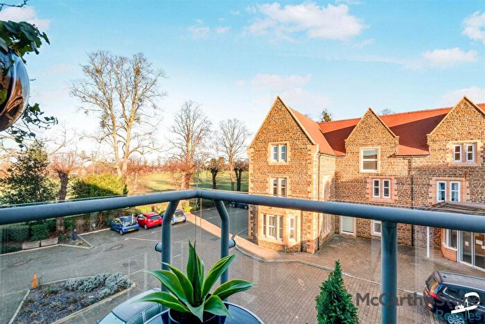 1 Bedroom Apartment For Sale In Wardington Court, Welford Road, Northampton, NN2