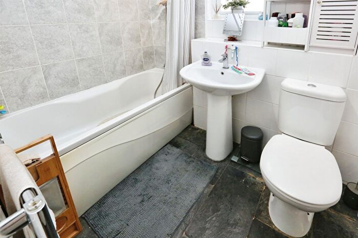 2 Bedroom Semi-Detached House For Sale In Fell Drive, Lee-On-The-Solent, PO13
