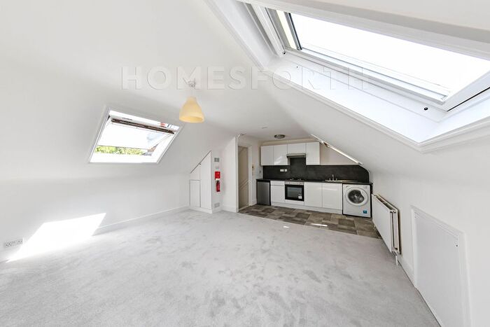 1 Bedroom Flat To Rent In Greenhill Road, Harlesden, NW10