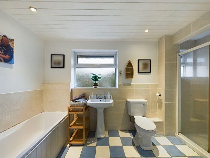 6 Bedroom Detached House For Sale In Church Lane, Greetham, Oakham, LE15