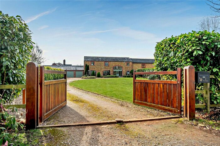 4 Bedroom Detached House For Sale In Home Farm Lane, Pitsford, Northampton, Northamptonshire, NN6