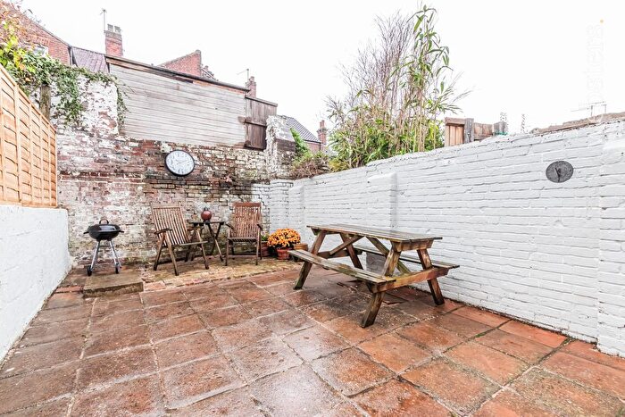 2 Bedroom End Of Terrace House For Sale In Dover Street, Norwich, NR2
