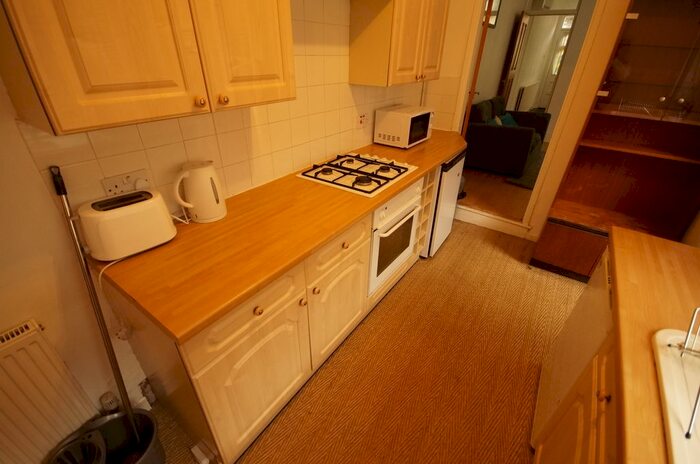 2 Bedroom End Of Terrace House To Rent In Hugh Road, Coventry CV3