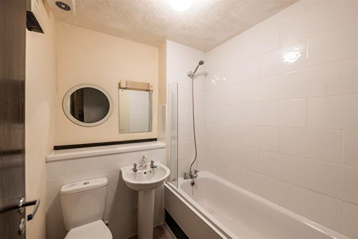 2 Bedroom Terraced House For Sale In Copse Lane, Horley, RH6