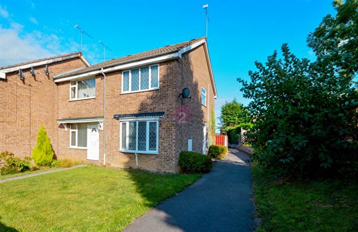 2 Bedroom End Terrace House To Rent In Highwood Place, Eckington, S21