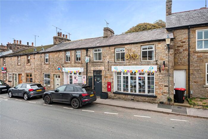 2 Bedroom Flat To Rent In Main Street, Hornby, Lancaster, Lancashire, LA2