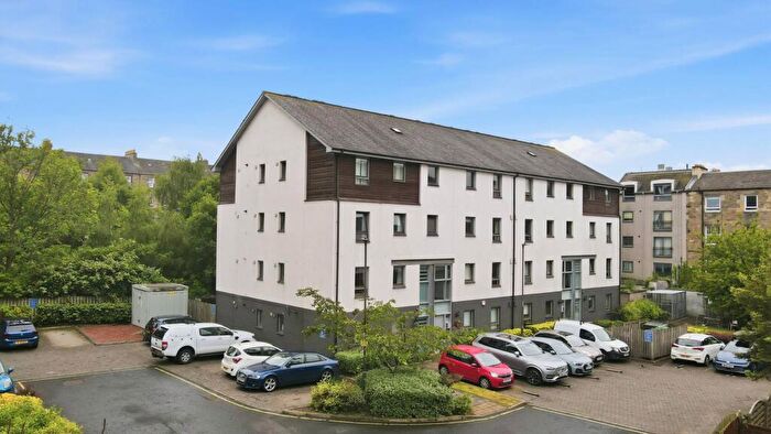 2 Bedroom Flat For Sale In / Easter Road, Edinburgh, EH7