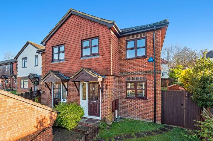 2 Bedroom Semi Detached House For Sale In Elora Road, High Wycombe, HP13