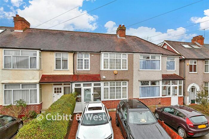 3 Bedroom Terraced House For Sale In Morley Road, Sutton, Surrey, SM3