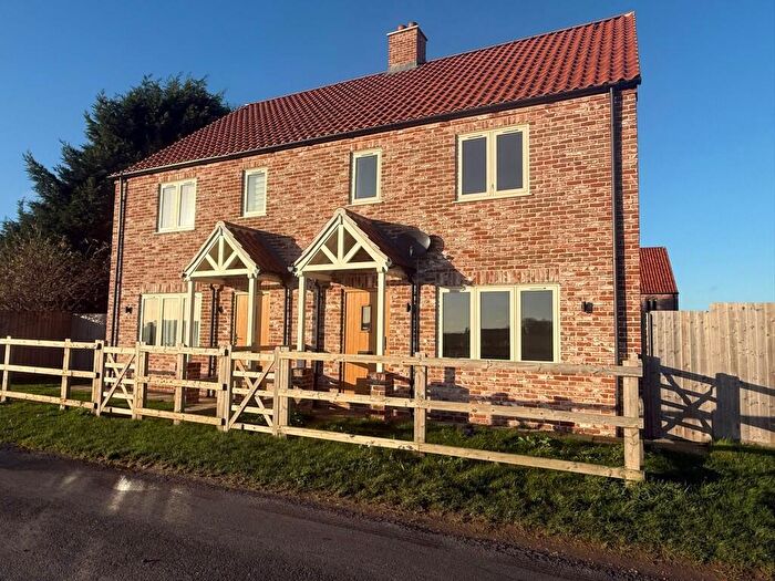 3 Bedroom Semi-Detached House For Sale In Field Views Lane, Terrington St. Clement, PE34