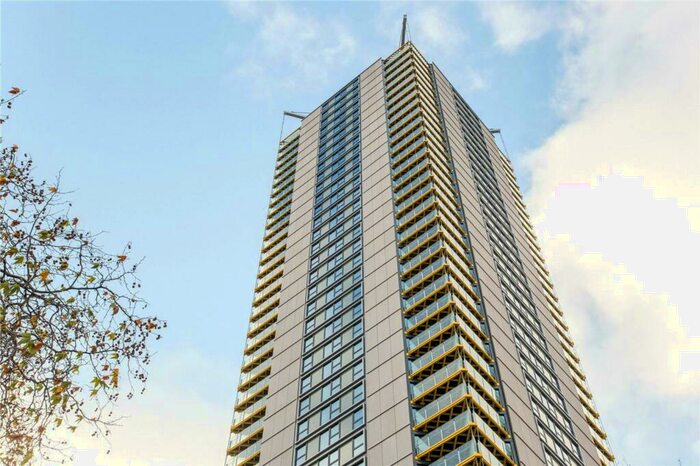 2 Bedroom Flat To Rent In Churchyard Row, Southwark, London, SE11