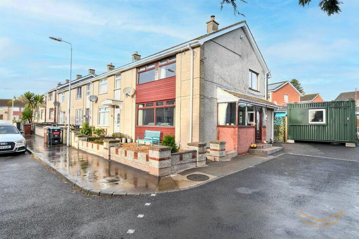 4 Bedroom End Of Terrace House For Sale In Monkstown Gardens, Newtownabbey, BT37