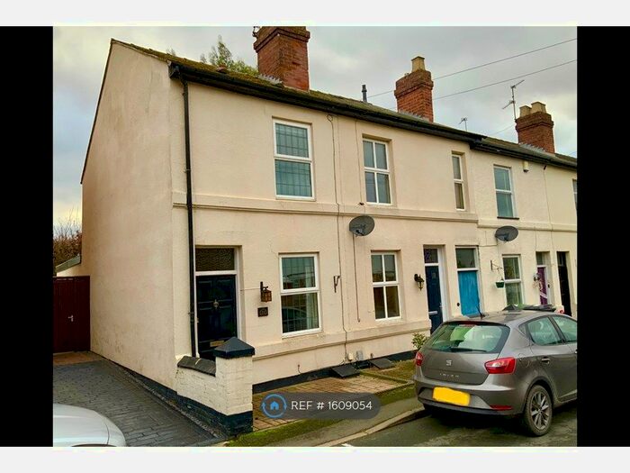 2 Bedroom Terraced House To Rent In Nursery Walk, Wolverhampton, WV6