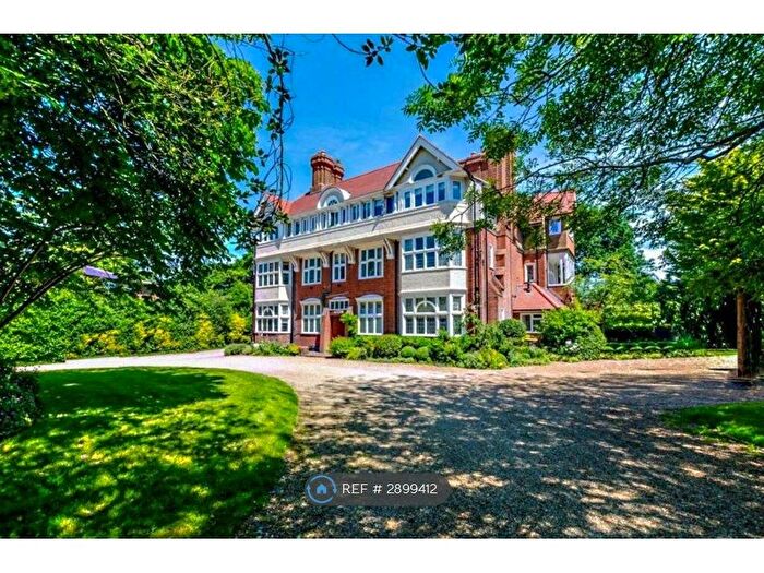 1 Bedroom Flat To Rent In Lower Edgeborough Road, Guildford, GU1