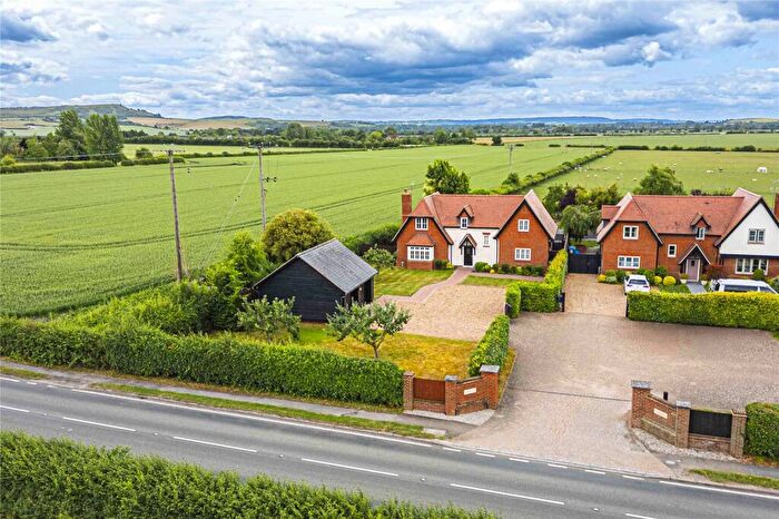 4 Bedroom Detached House For Sale In Hazeldene, Northall, Buckinghamshire, LU6