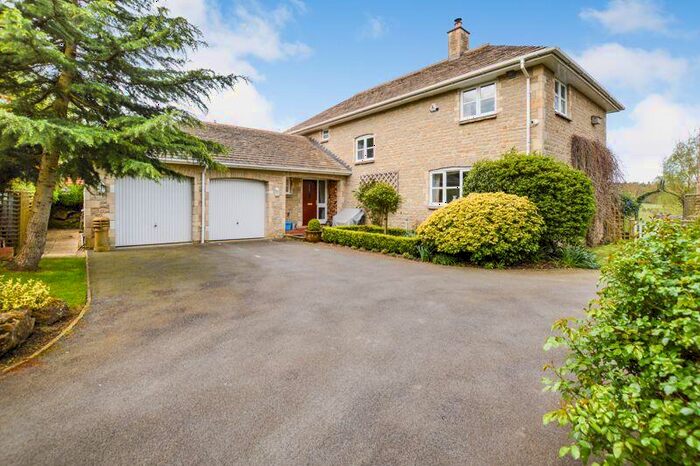 4 Bedroom Detached House For Sale In Deenethorpe, Corby, NN17