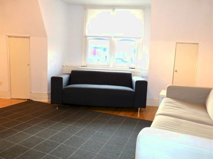 1 Bedroom Flat To Rent In Finchley Road, London, NW11