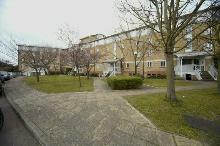 2 Bedroom Flat To Rent In Byards Court, Worgan Street, London, SE16