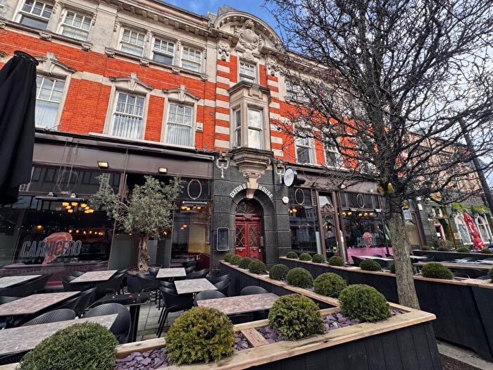 2 Bedroom Flat To Rent In Oxford Street, Southampton, Hampshire, SO14