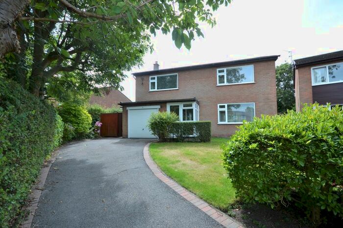 4 Bedroom Detached House For Sale In The Hawthorns, Newburgh, WN8