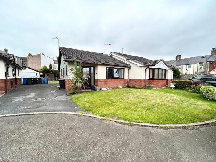 2 Bedroom Bungalow To Rent In Elterwater, Knott End-on-Sea, Poulton-le-Fylde, Lancashire, FY6
