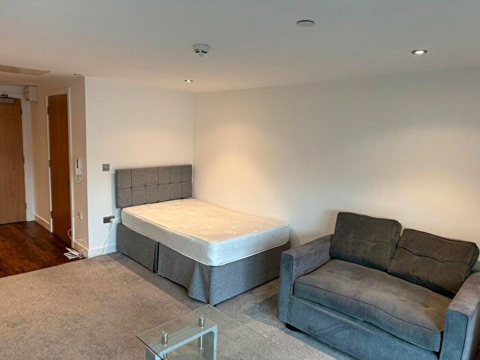 Studio To Rent In Earl Street, Sheffield, S1