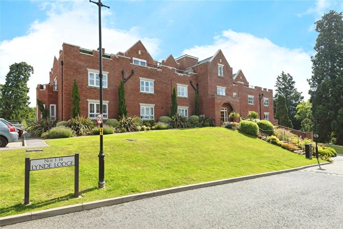 1 Bedroom Flat For Sale In Butterwick Way, Welwyn, Hertfordshire, AL6