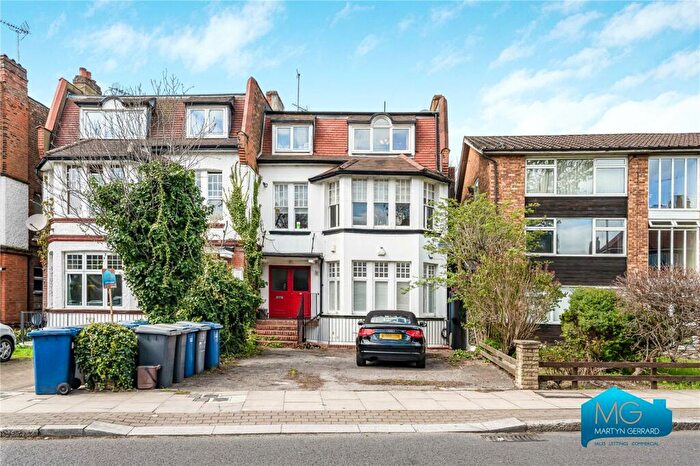 2 Bedroom Apartment To Rent In Nether Street, Finchley, London, N3