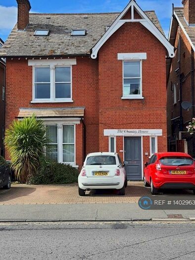 1 Bedroom Flat To Rent In Beaufort Road, Kingston Upon Thames, KT1