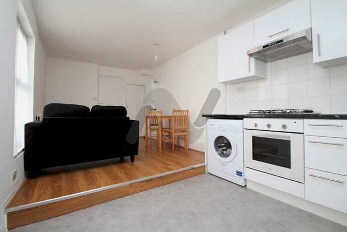 2 Bedroom Flat To Rent In Archway Road, London, N6