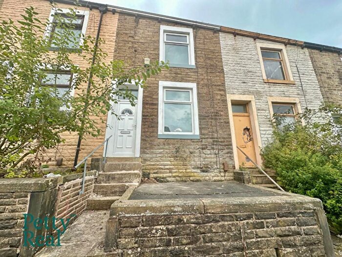 2 Bedroom Property To Rent In Princess Street, Nelson, BB9