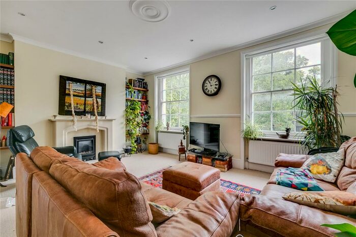 2 Bedroom Apartment To Rent In Myddelton Square, London, EC1R