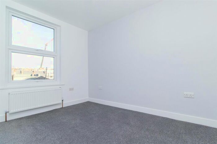 2 Bedroom Property To Rent In Carroways Place, Margate, CT9