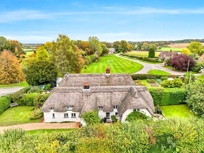4 Bedroom Detached House For Sale In Upper Wield, Alresford, SO24