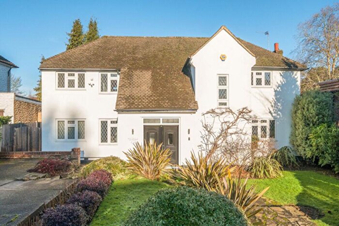 4 Bedroom Detached House For Sale In Yester Road, Chislehurst, Kent, BR7