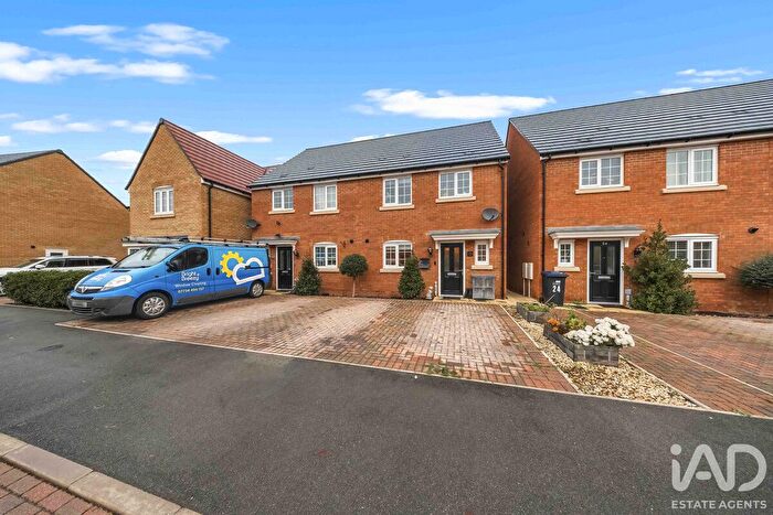 3 Bedroom Semi Detached House For Sale In Stimpson Street, Sutton, Ely, CB6