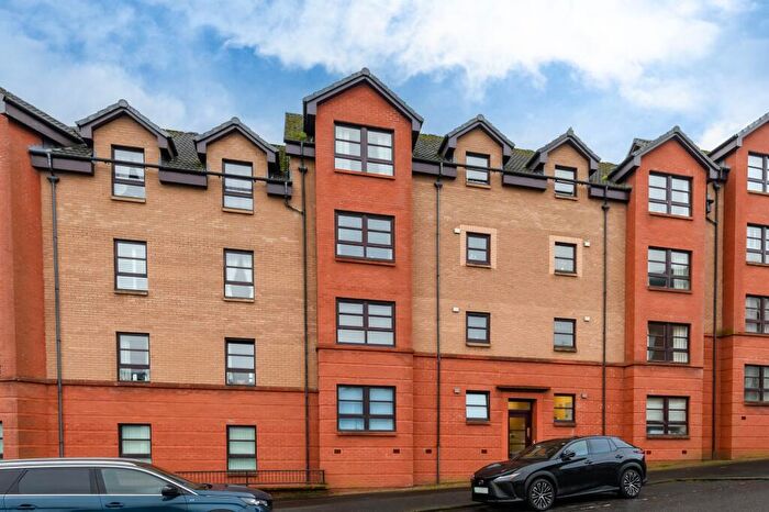 2 Bedroom Flat To Rent In Roxburgh Street, Greenock, PA15