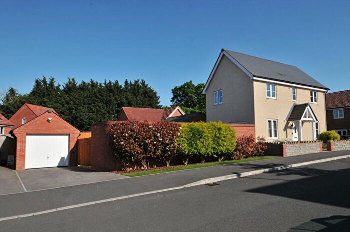 3 Bedroom Detached House For Sale In Alcina Way, Keynsham, Bristol, Somerset, BS31