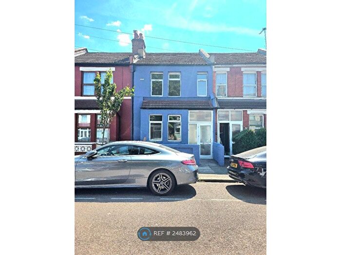 4 Bedroom Terraced House To Rent In Rosebery Avenue, London, N17